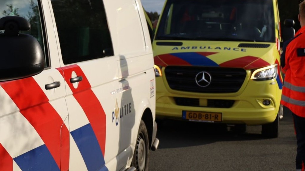 Vrouw overleden bij frontale botsing met vrachtwagen