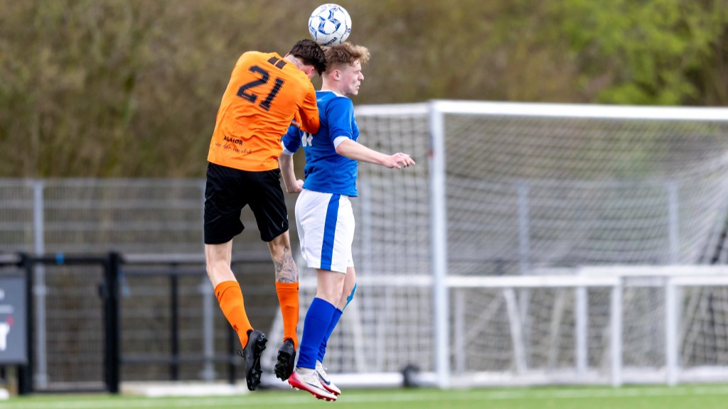 Altior blijft in titelrace na 3-0 zege